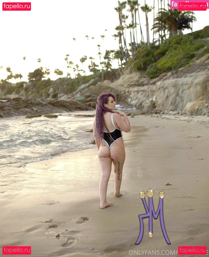 katiiemaedagoat Onlyfans Photo Gallery 