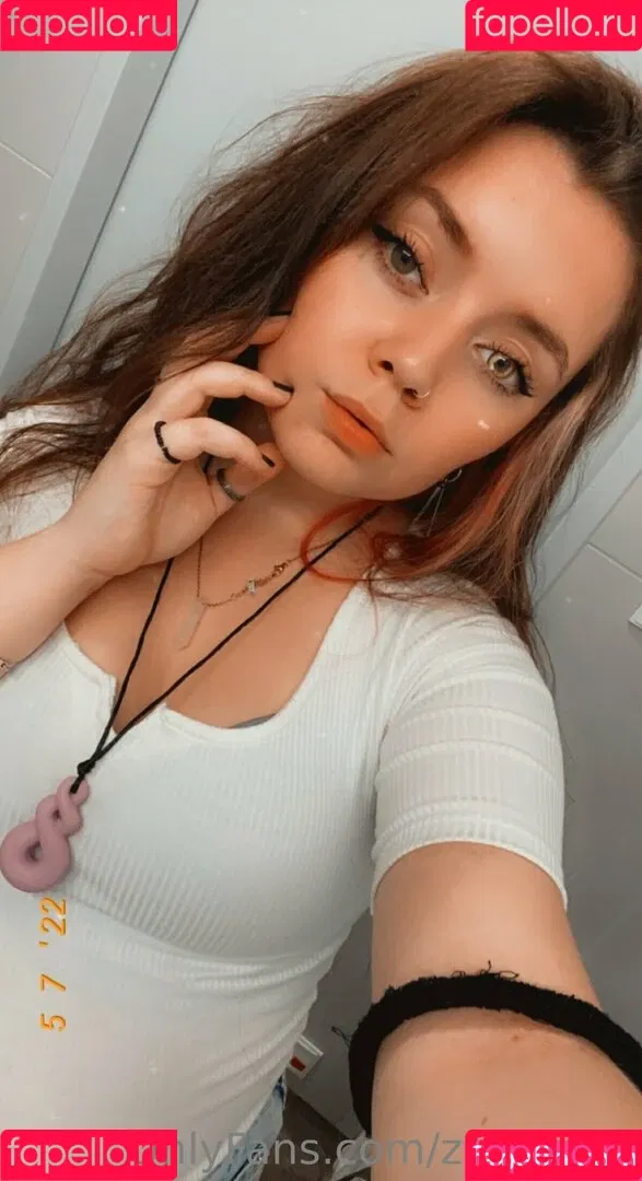 zoeyegirl Onlyfans Photo Gallery 