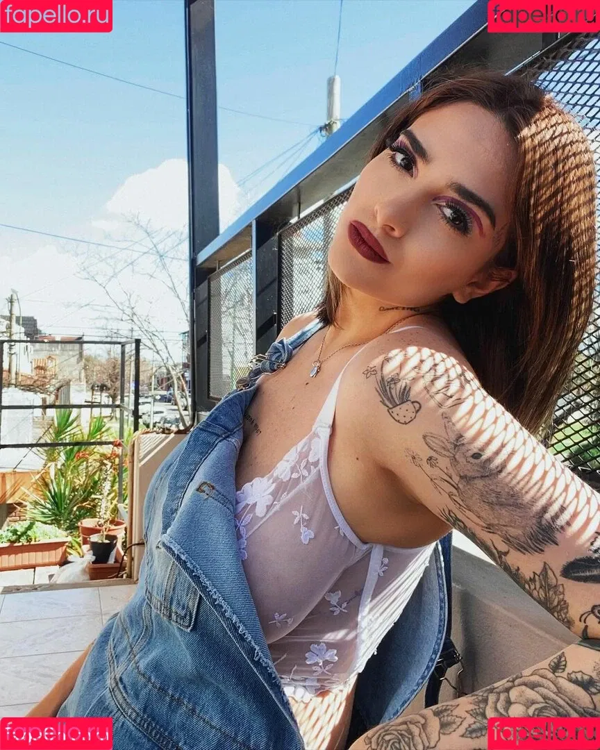 Delfi Peralta Onlyfans Photo Gallery 