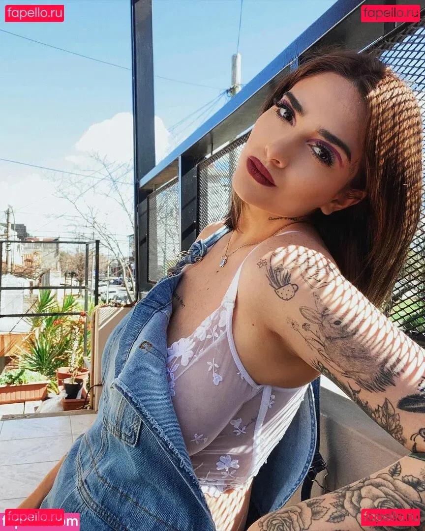 Delfi Peralta Onlyfans Photo Gallery 