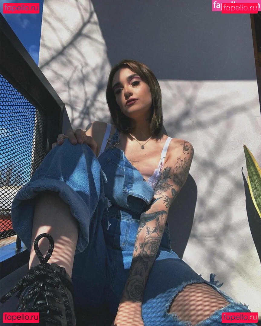 Delfi Peralta Onlyfans Photo Gallery 