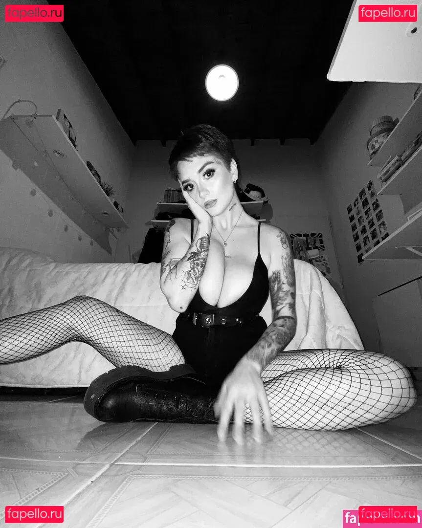 Delfi Peralta Onlyfans Photo Gallery 