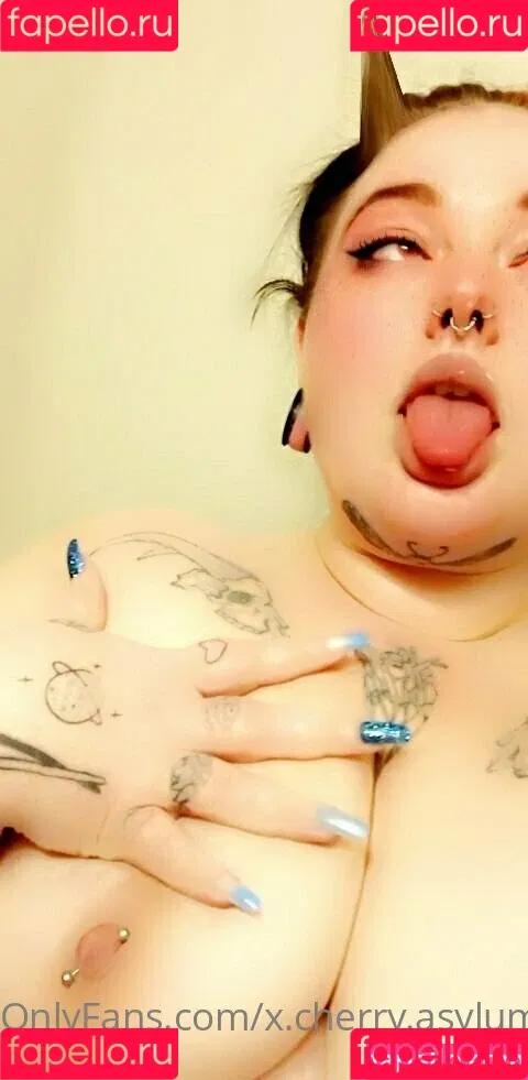 x.squid.baby.x Onlyfans Photo Gallery 