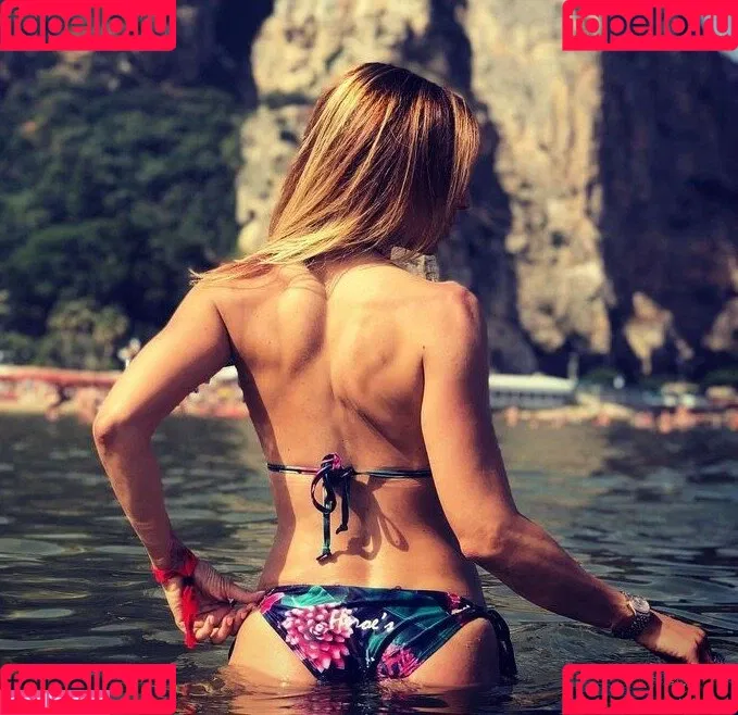 Roberta Pedrelli Onlyfans Photo Gallery 