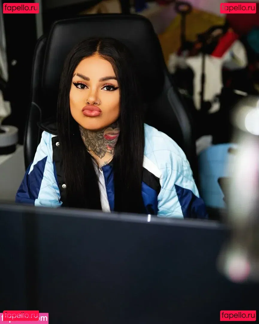 Snow Tha Product Onlyfans Photo Gallery 