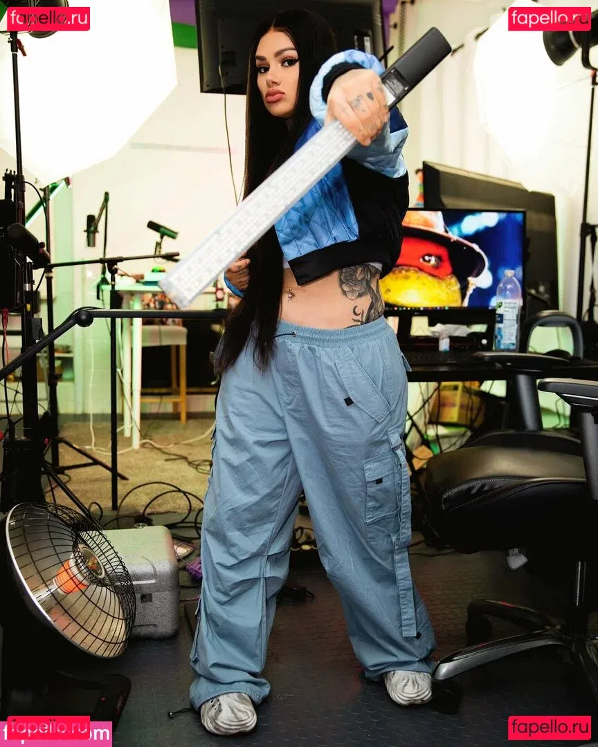 Snow Tha Product Onlyfans Photo Gallery 