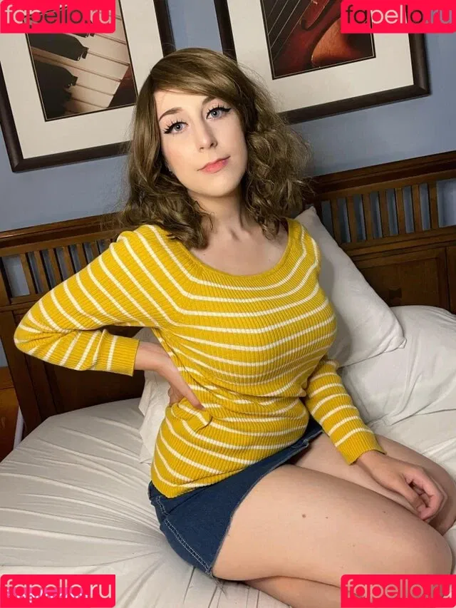 Maddie Reznor Onlyfans Photo Gallery 
