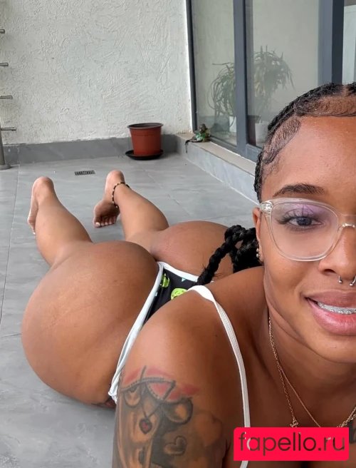 Lexisoriya Onlyfans Photo Gallery 