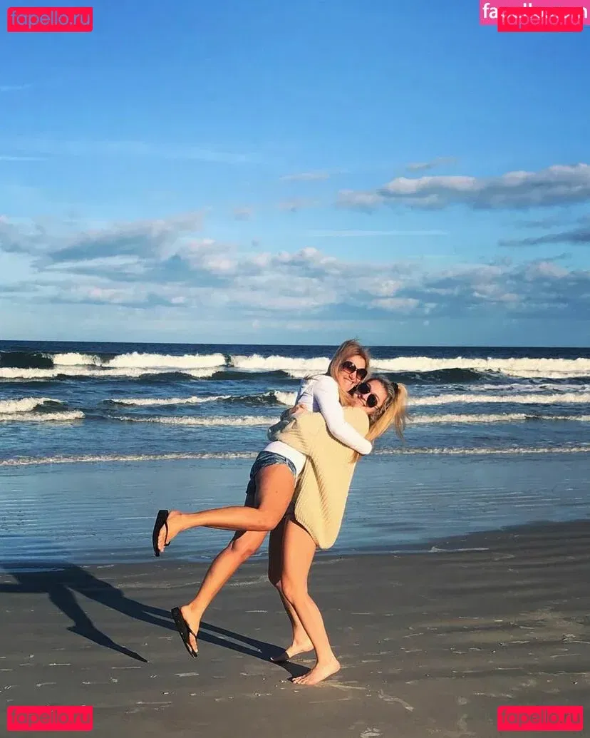 Skyler Lesslie Onlyfans Photo Gallery 