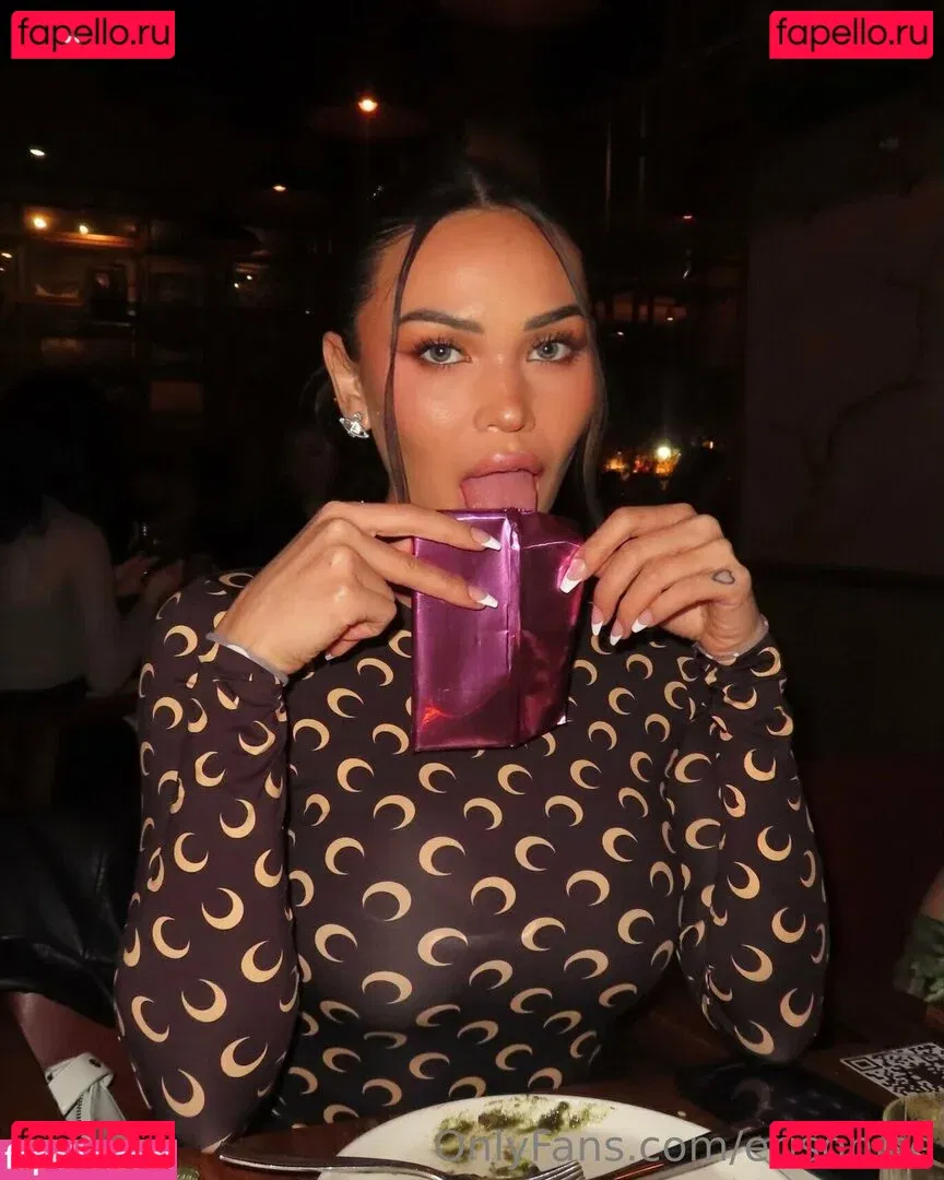 erisonice Onlyfans Photo Gallery 