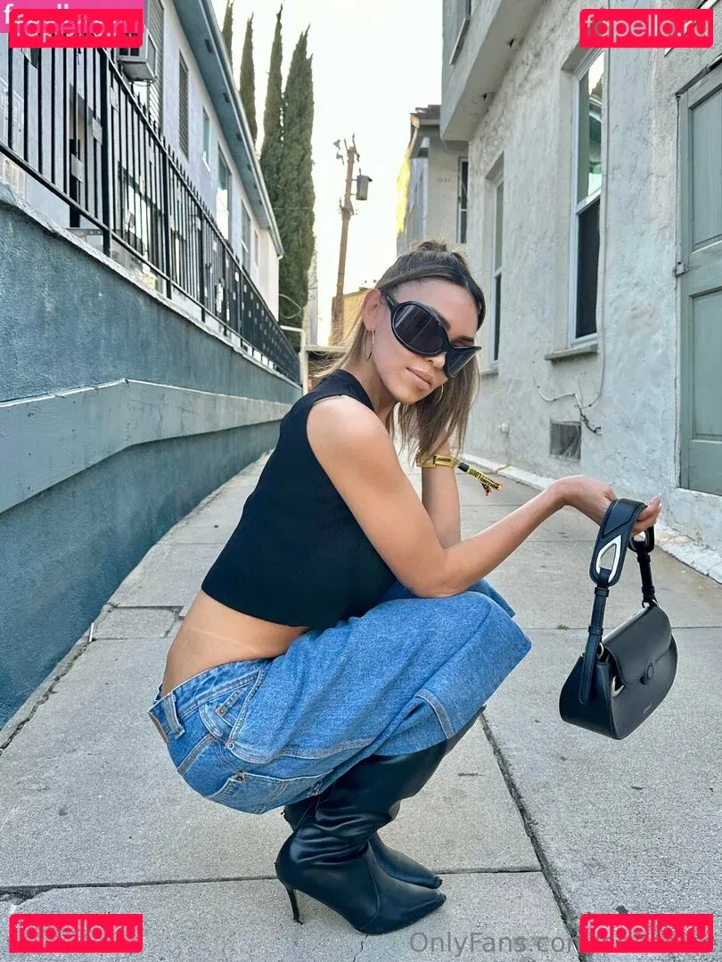 erisonice Onlyfans Photo Gallery 