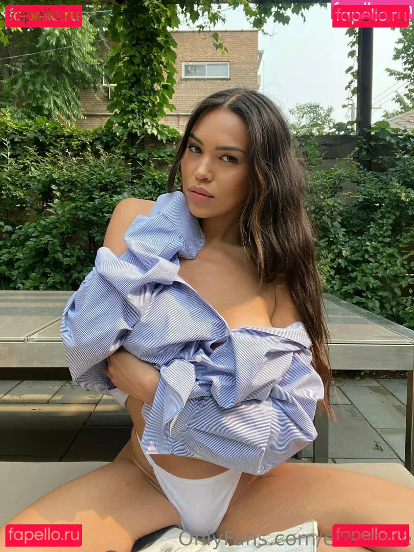 erisonice Onlyfans Photo Gallery 