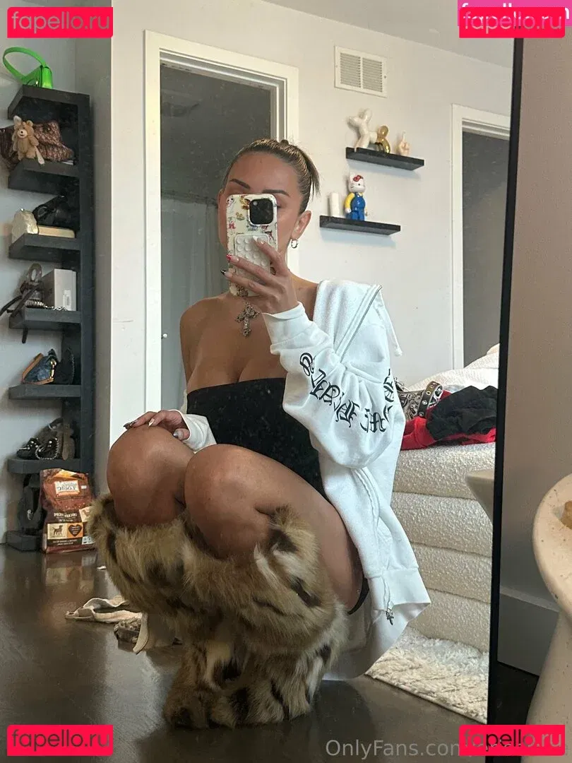 erisonice Onlyfans Photo Gallery 