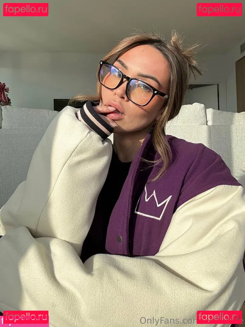 erisonice Onlyfans Photo Gallery 