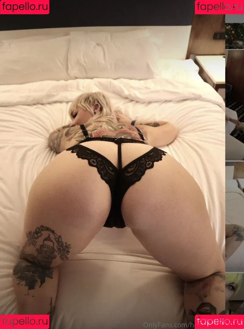 Holli Marie Onlyfans Photo Gallery 