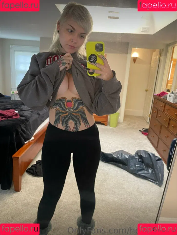 Holli Marie Onlyfans Photo Gallery 
