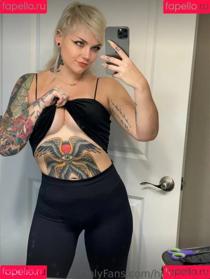 Holli Marie Onlyfans Photo Gallery 