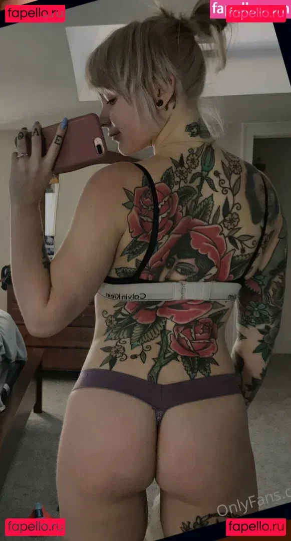 Holli Marie Onlyfans Photo Gallery 