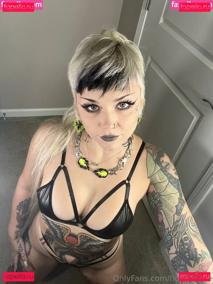 Holli Marie Onlyfans Photo Gallery 