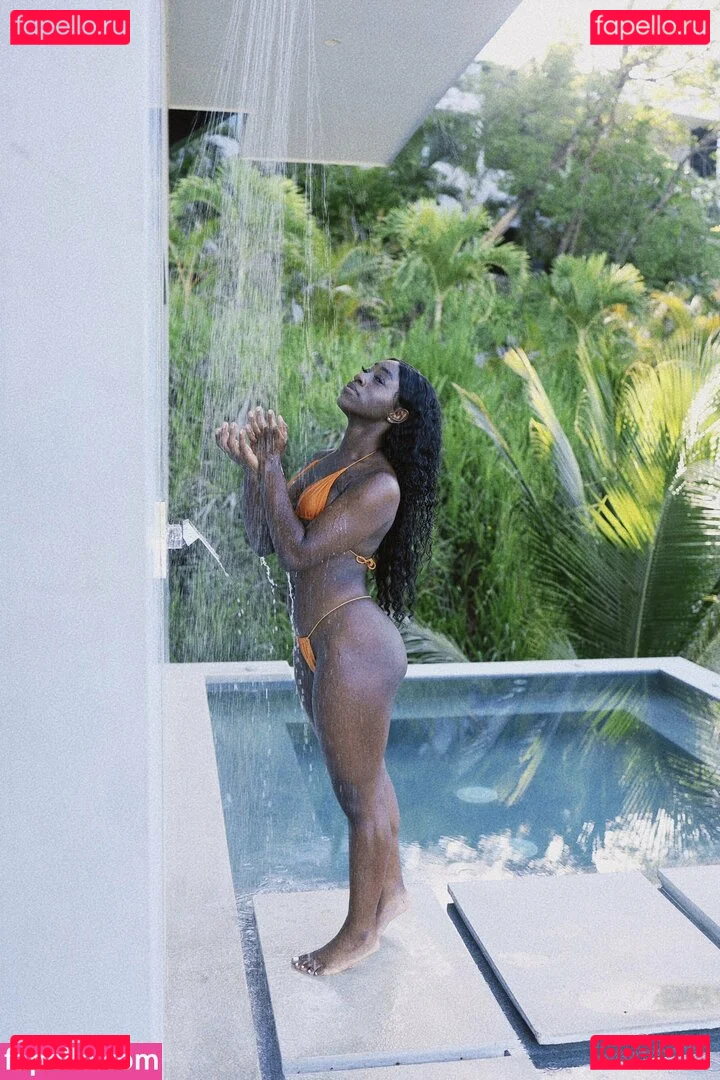 iivywren Onlyfans Photo Gallery 