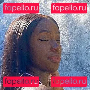 iivywren Onlyfans Photo Gallery 