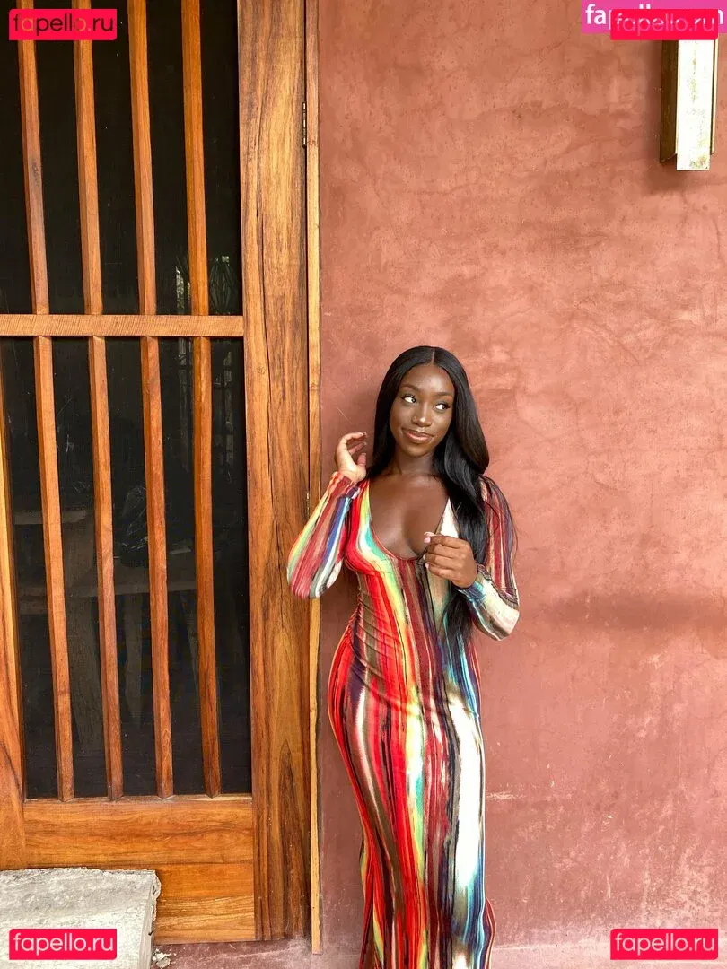 iivywren Onlyfans Photo Gallery 