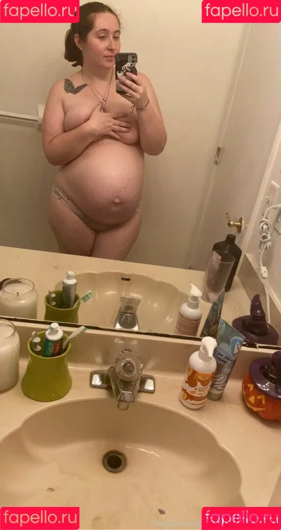 pr3ttyandpr3gnant Onlyfans Photo Gallery 