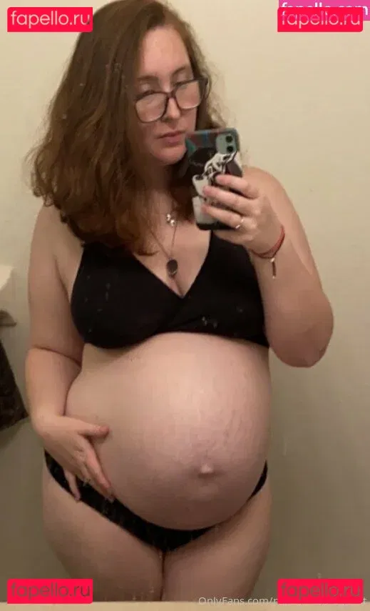 pr3ttyandpr3gnant Onlyfans Photo Gallery 