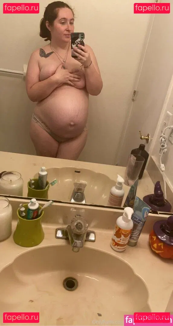 pr3ttyandpr3gnant Onlyfans Photo Gallery 