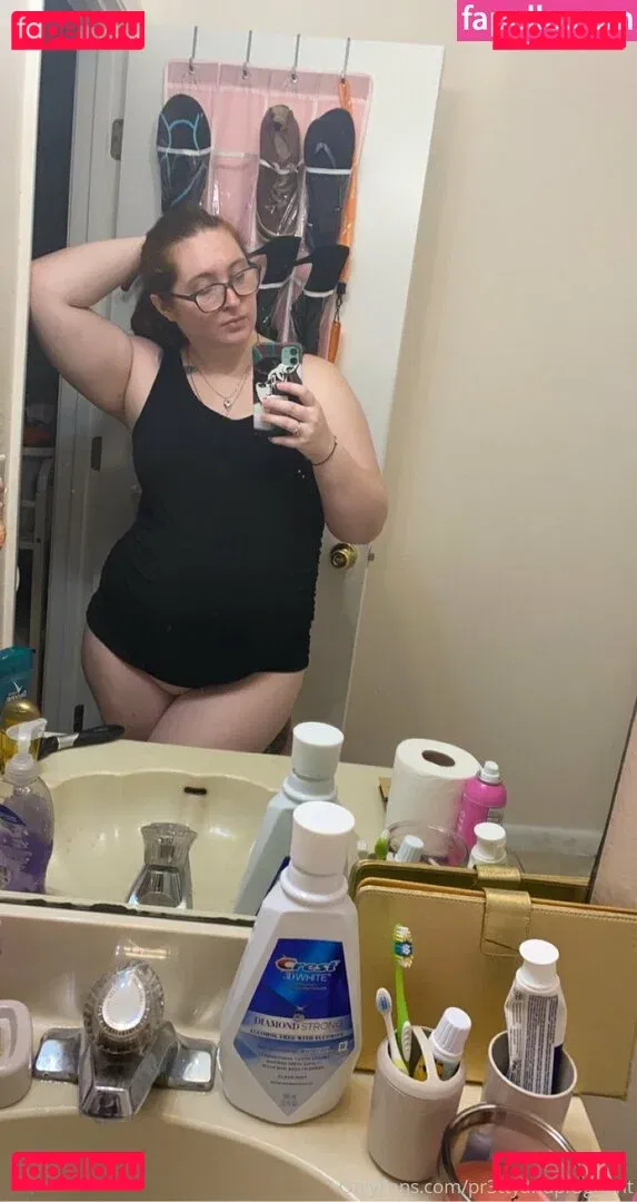 pr3ttyandpr3gnant Onlyfans Photo Gallery 