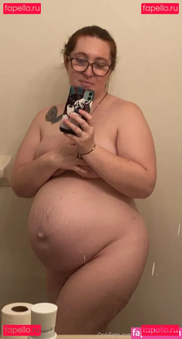 pr3ttyandpr3gnant Onlyfans Photo Gallery 