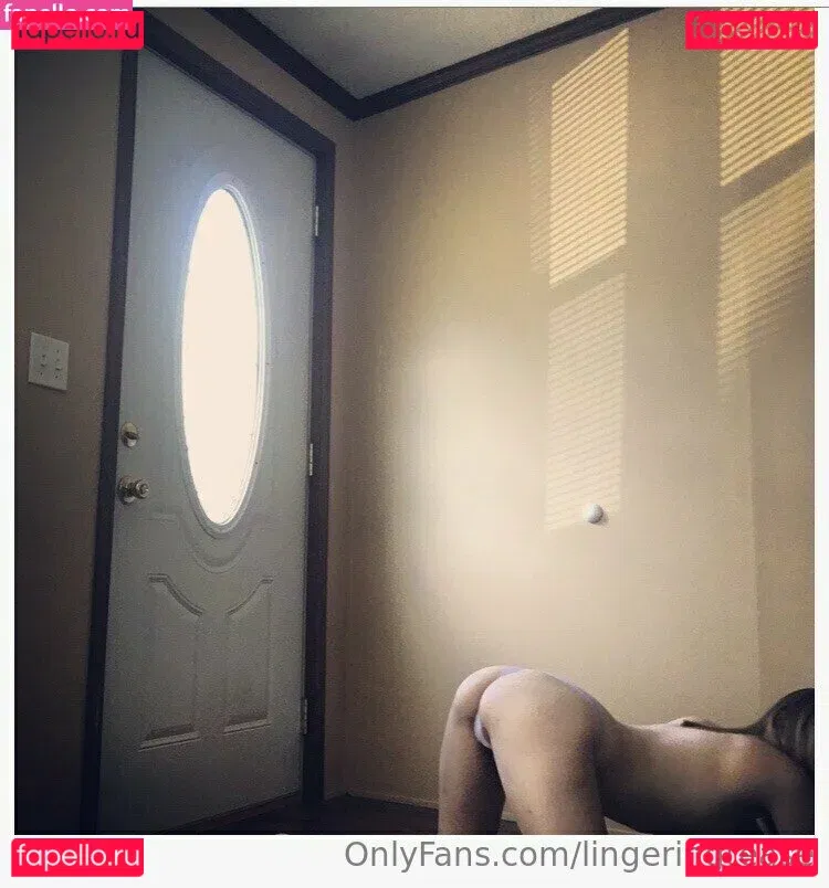 lingeringtease Onlyfans Photo Gallery 