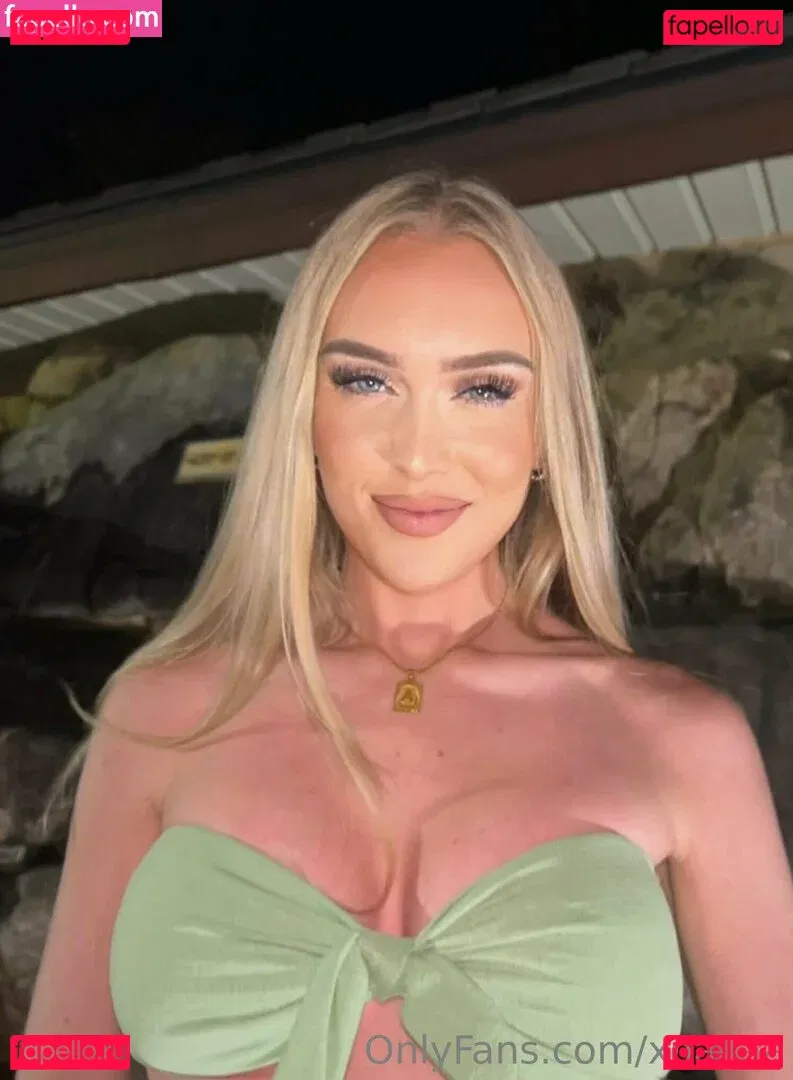 xoaliaa Onlyfans Photo Gallery 