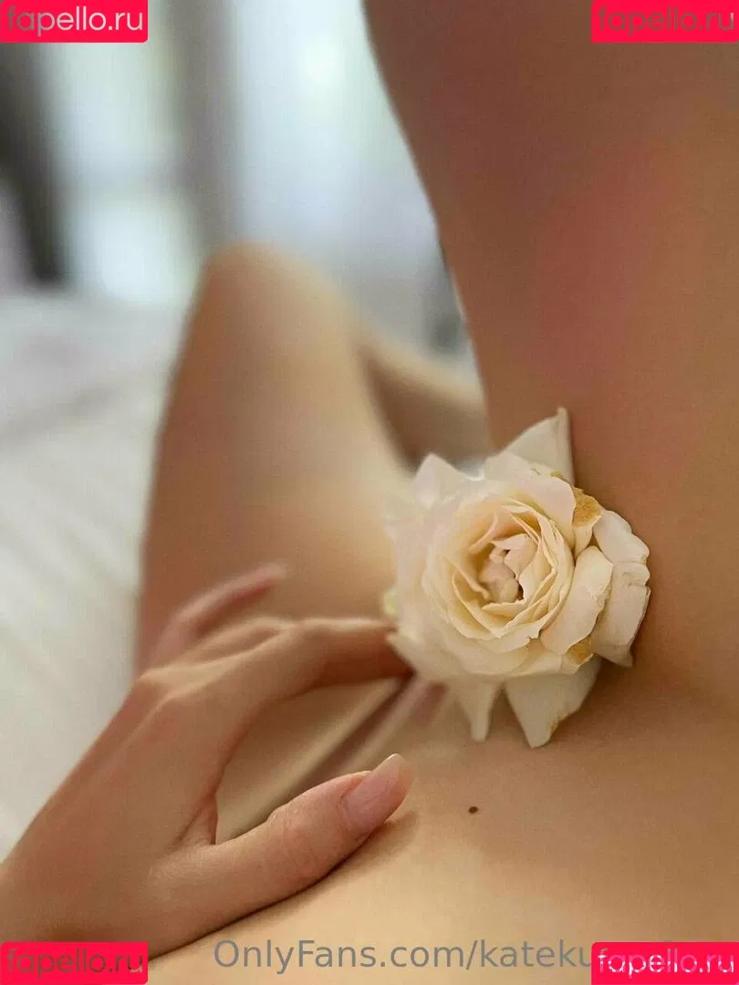 katekurayfree Onlyfans Photo Gallery 