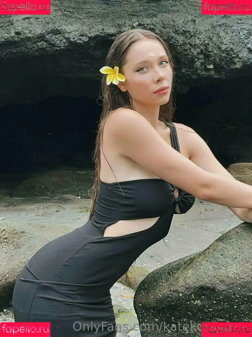 katekurayfree Onlyfans Photo Gallery 