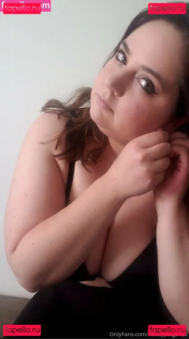 kelseypaige420 Onlyfans Photo Gallery 