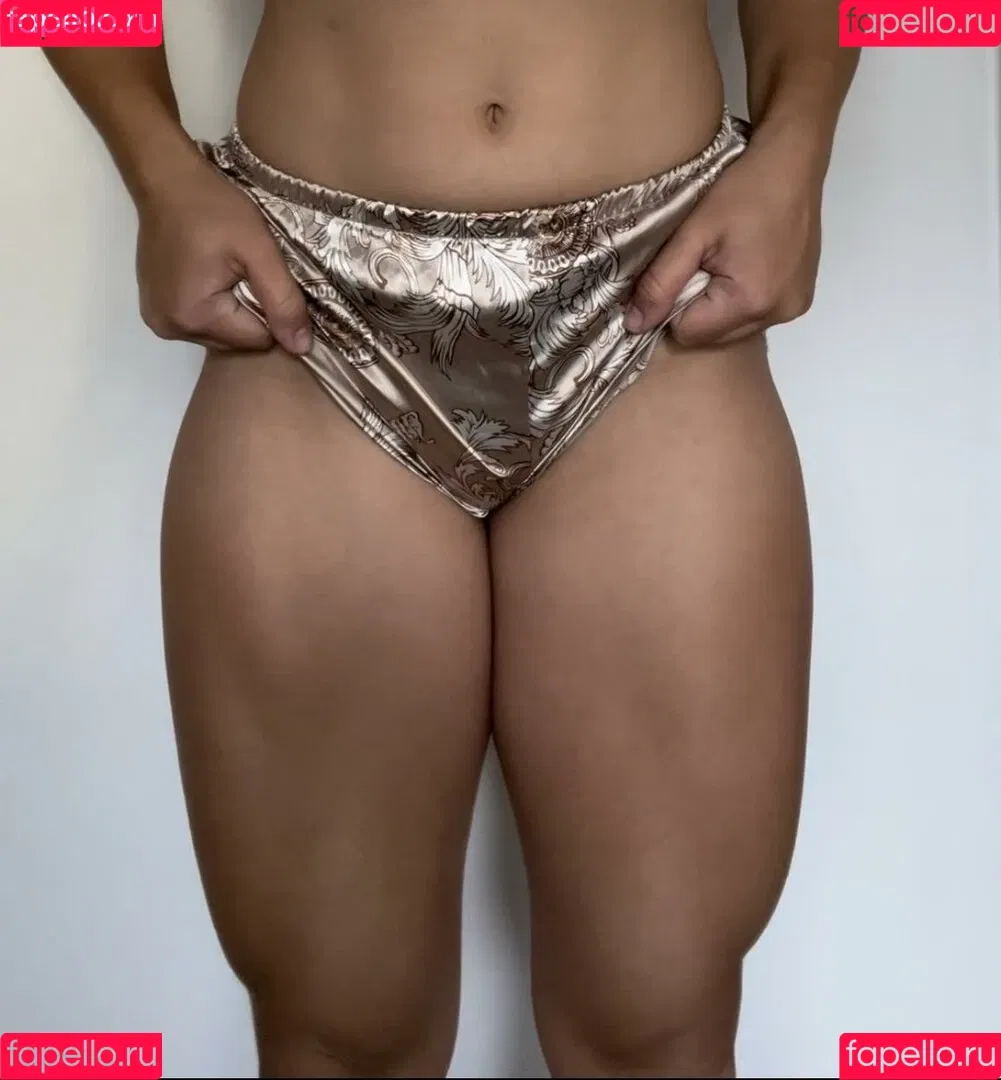 skylarosy Onlyfans Photo Gallery 