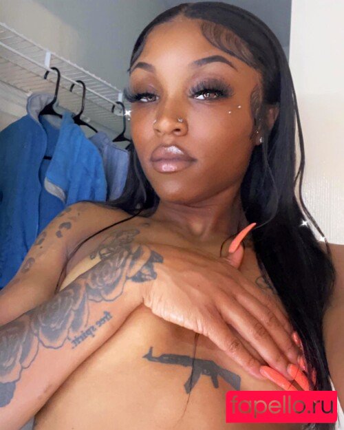 Big Grippers Nude Onlyfans Photo 34