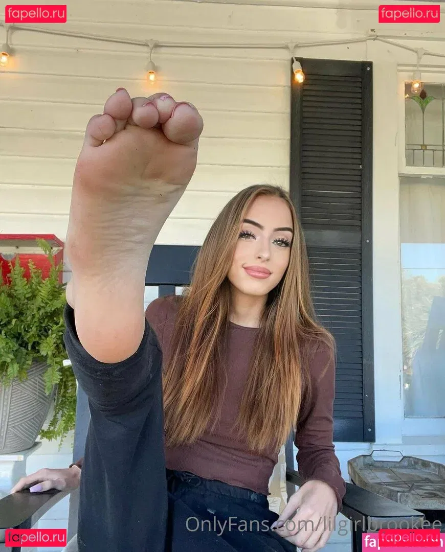 lilgirlbrookee Onlyfans Photo Gallery 