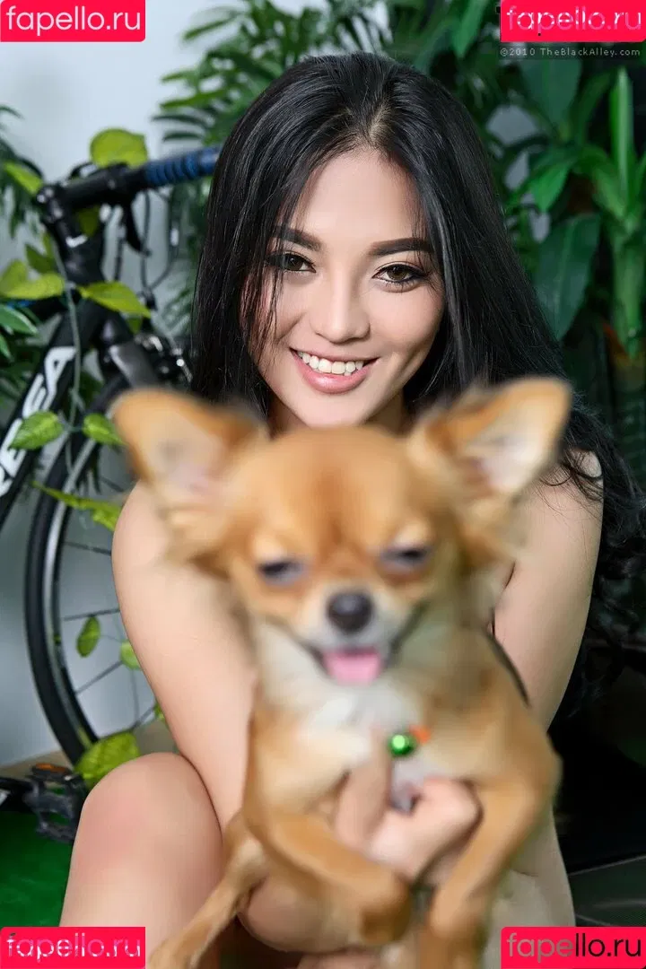 Noey Yanisa Onlyfans Photo Gallery 