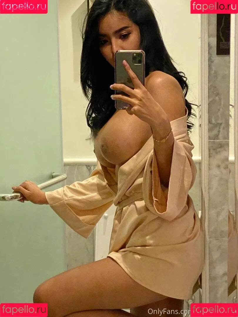 Noey Yanisa Onlyfans Photo Gallery 