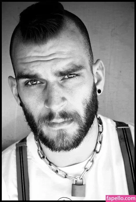 abeardedboy Onlyfans Photo Gallery 