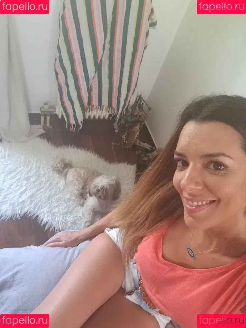 Nikoletta Ralli Onlyfans Photo Gallery 