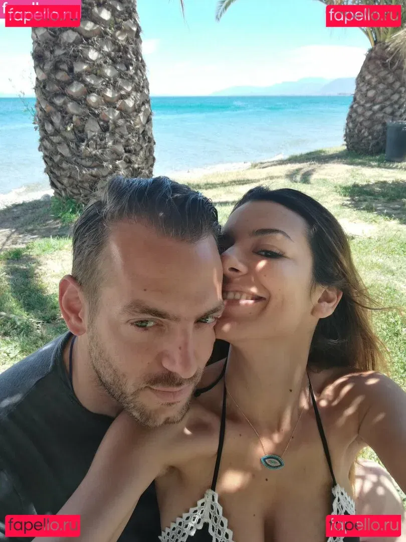 Nikoletta Ralli Onlyfans Photo Gallery 