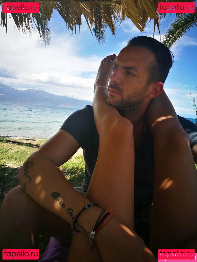 Nikoletta Ralli Onlyfans Photo Gallery 