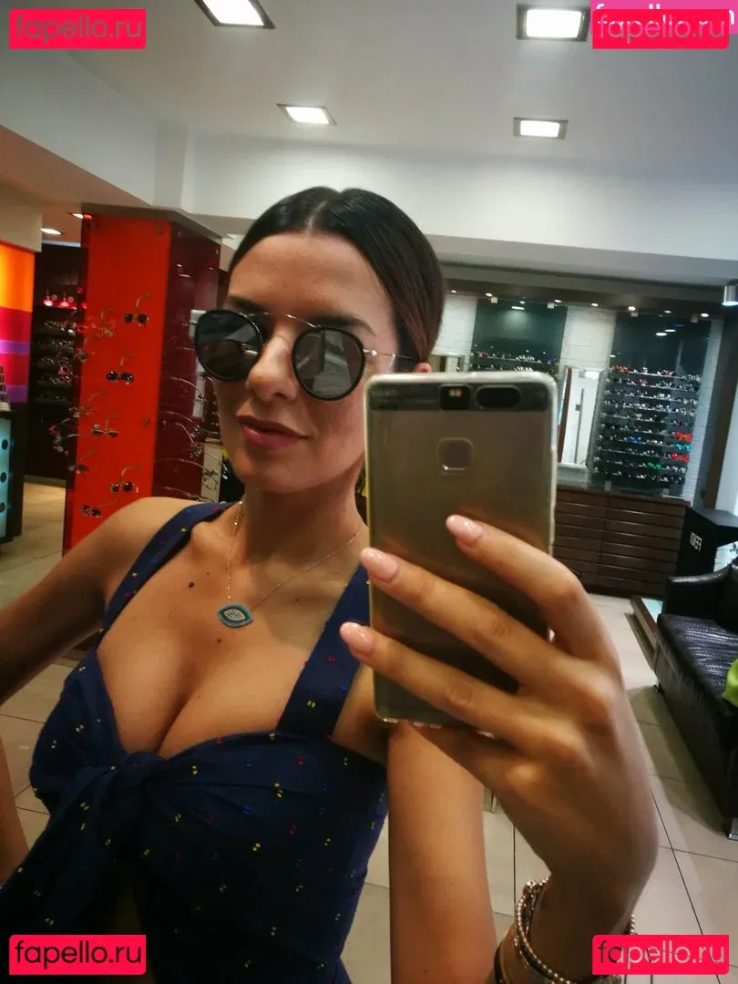 Nikoletta Ralli Onlyfans Photo Gallery 