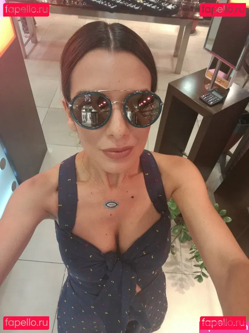 Nikoletta Ralli Onlyfans Photo Gallery 