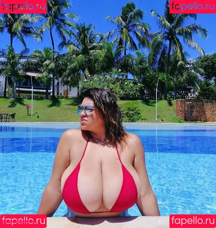Jennifer Busty Latina Onlyfans Photo Gallery 