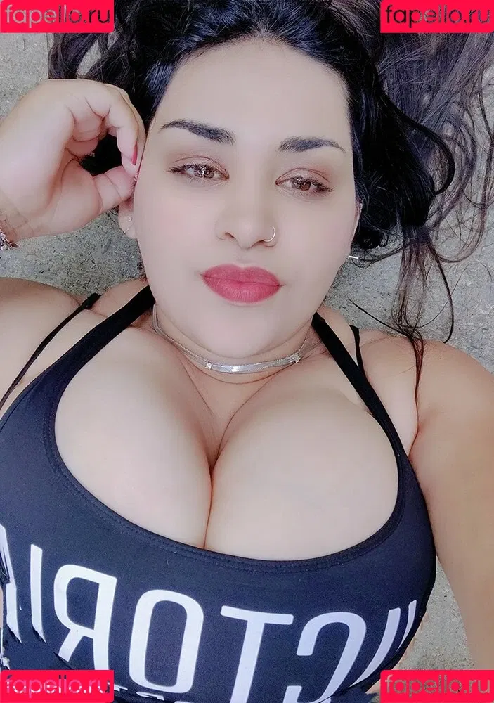 Jennifer Busty Latina Onlyfans Photo Gallery 