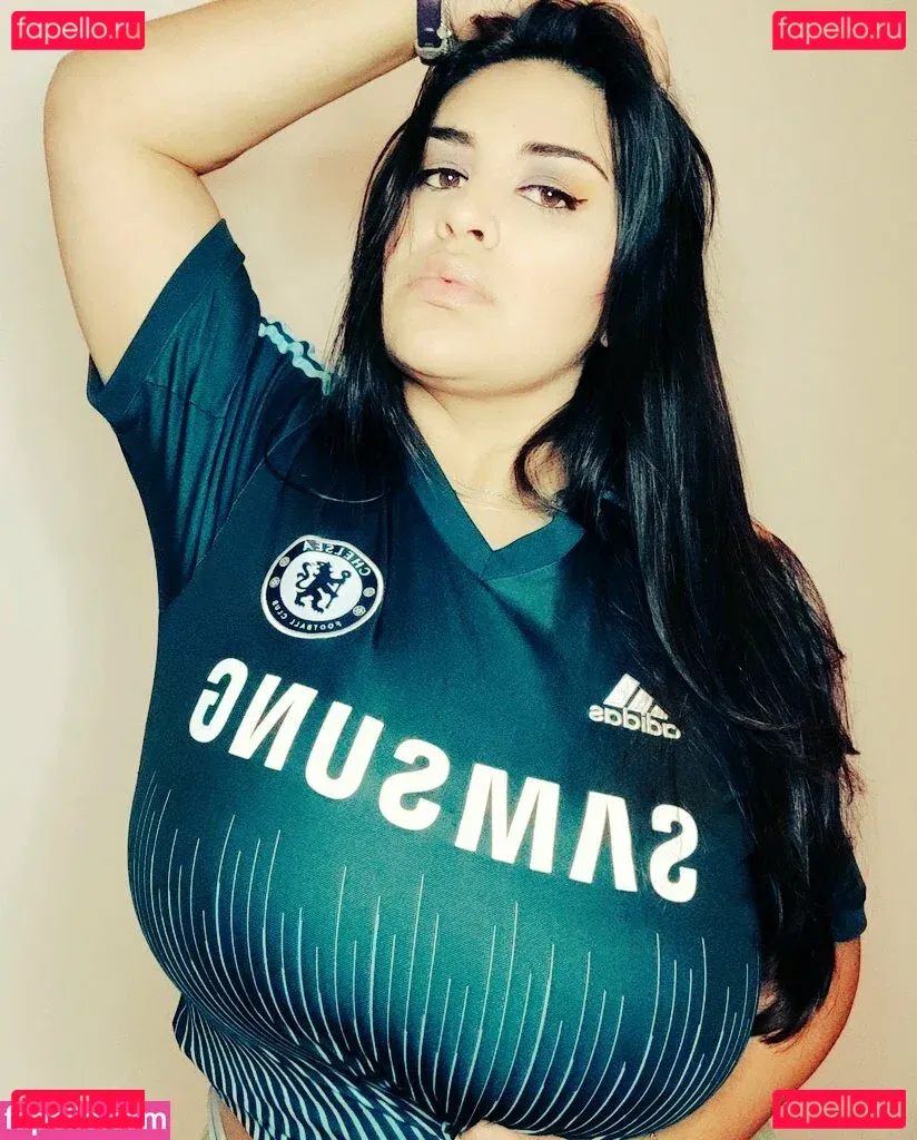 Jennifer Busty Latina Onlyfans Photo Gallery 